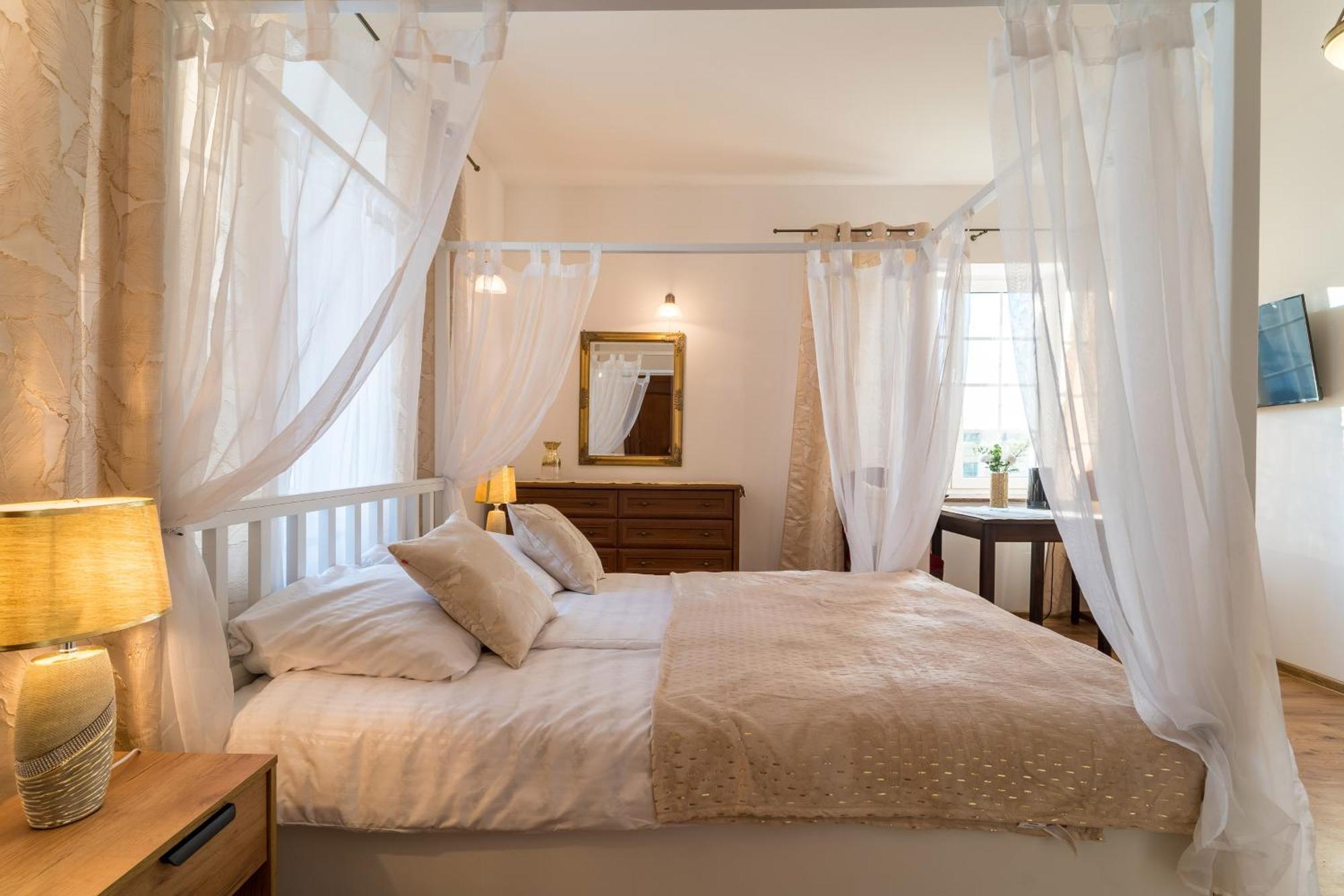 Pensjonat Well Clinic Medicine Estetic & Spa Danzica Esterno foto